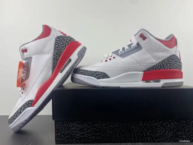 Rep 3 Fire Jordan Air OG Red DN3707-160 0430